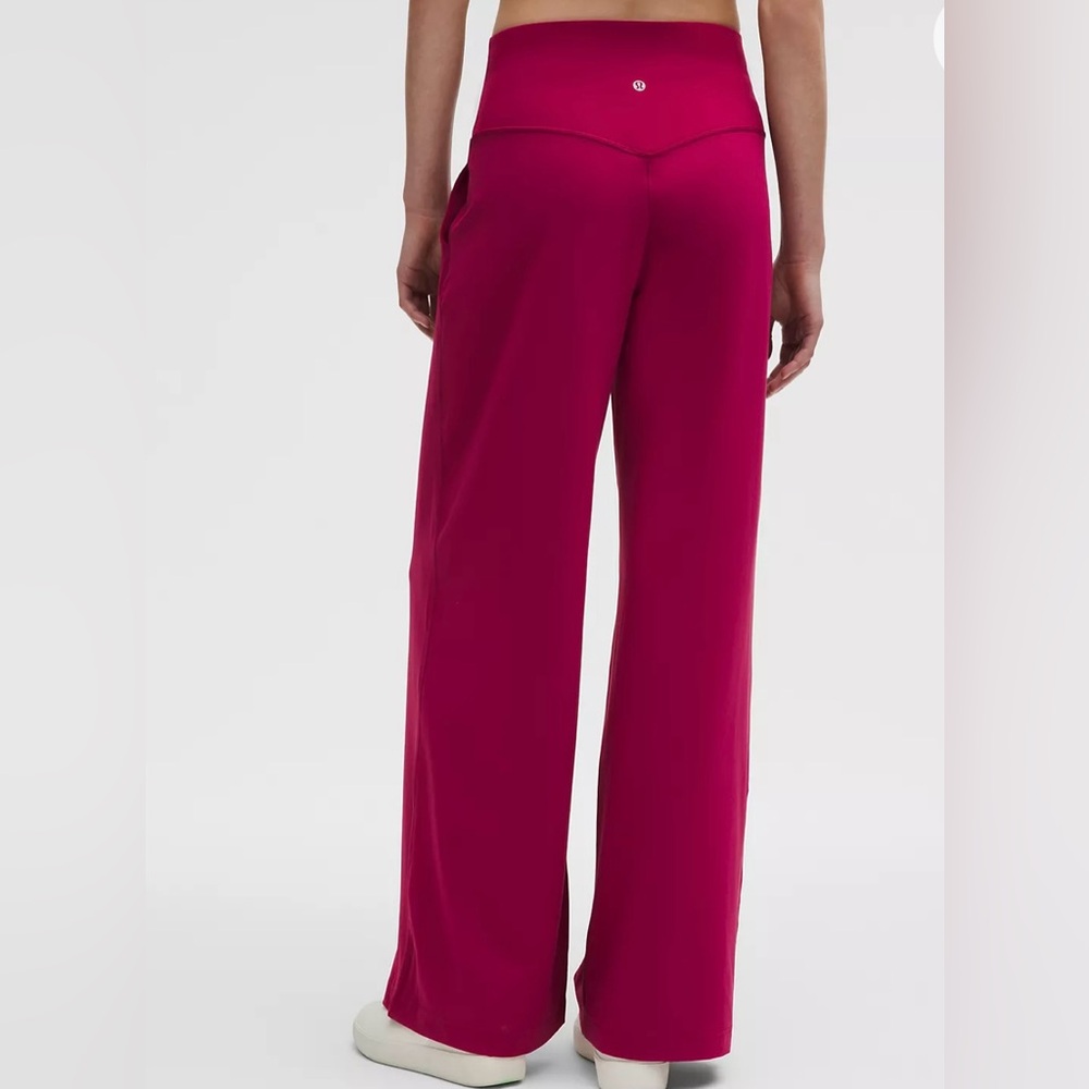 Lululemon Women's Pink Wide-Leg leggings
